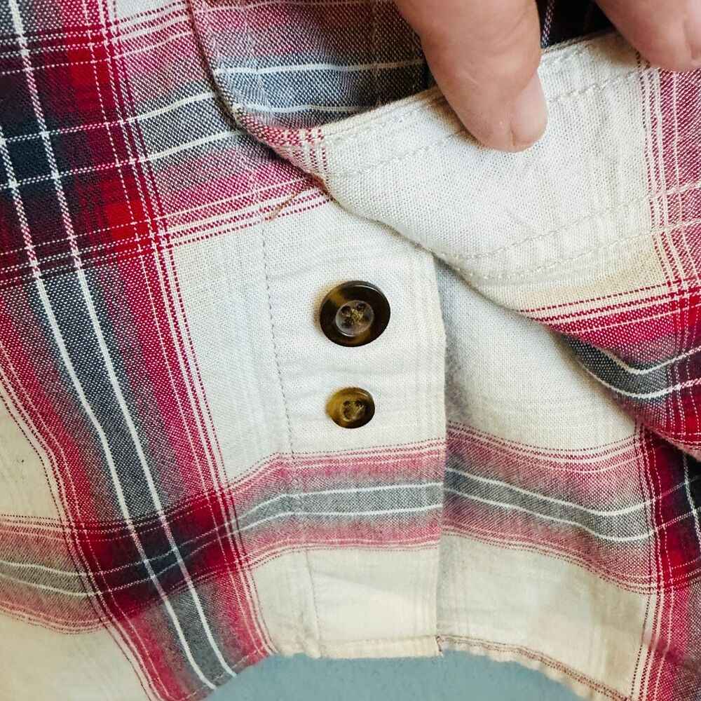 Carhartt XL Short Sleeve Plaid Shirt Red White Loose Fit Workwear Button Up - Picture 4 of 8